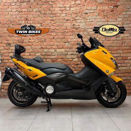 YAMAHA TMAX 